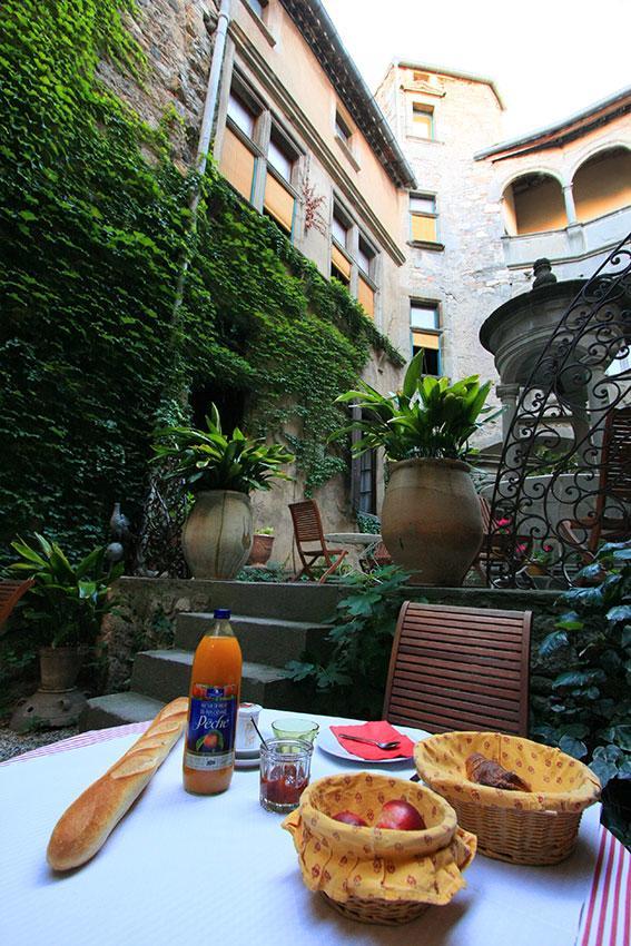 Hotel Restaurant D'Alibert Caunes-Minervois Eksteriør bilde