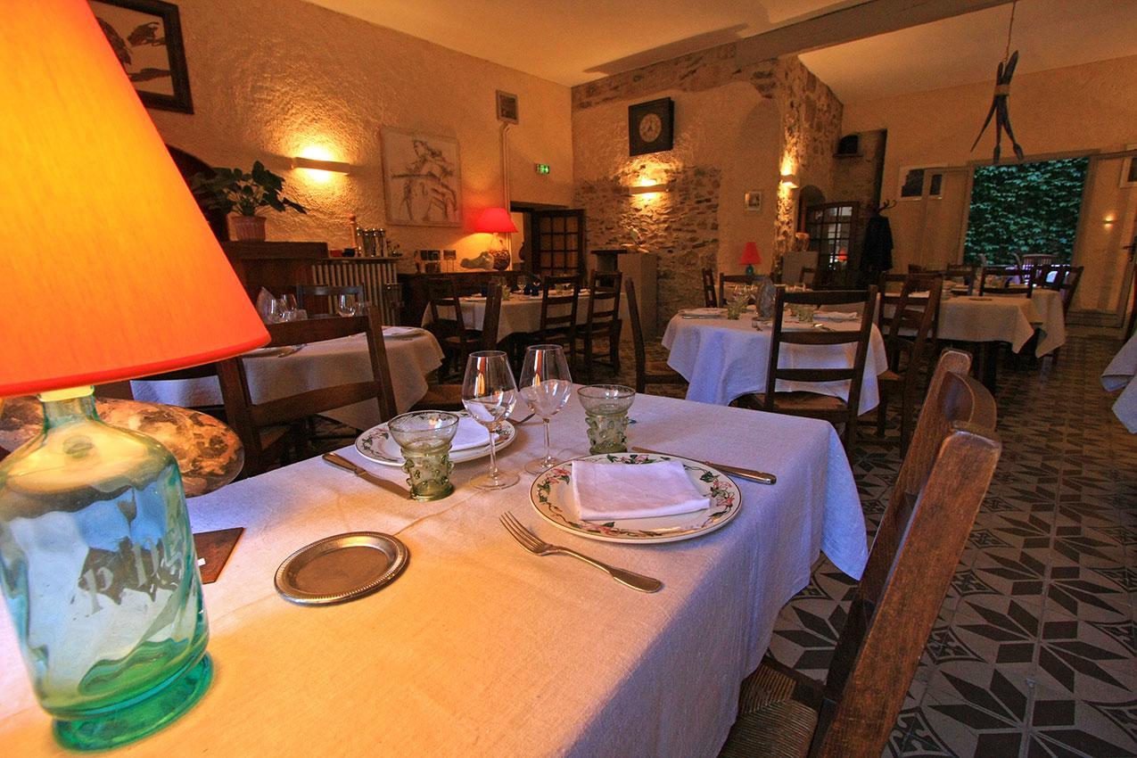 Hotel Restaurant D'Alibert Caunes-Minervois Eksteriør bilde